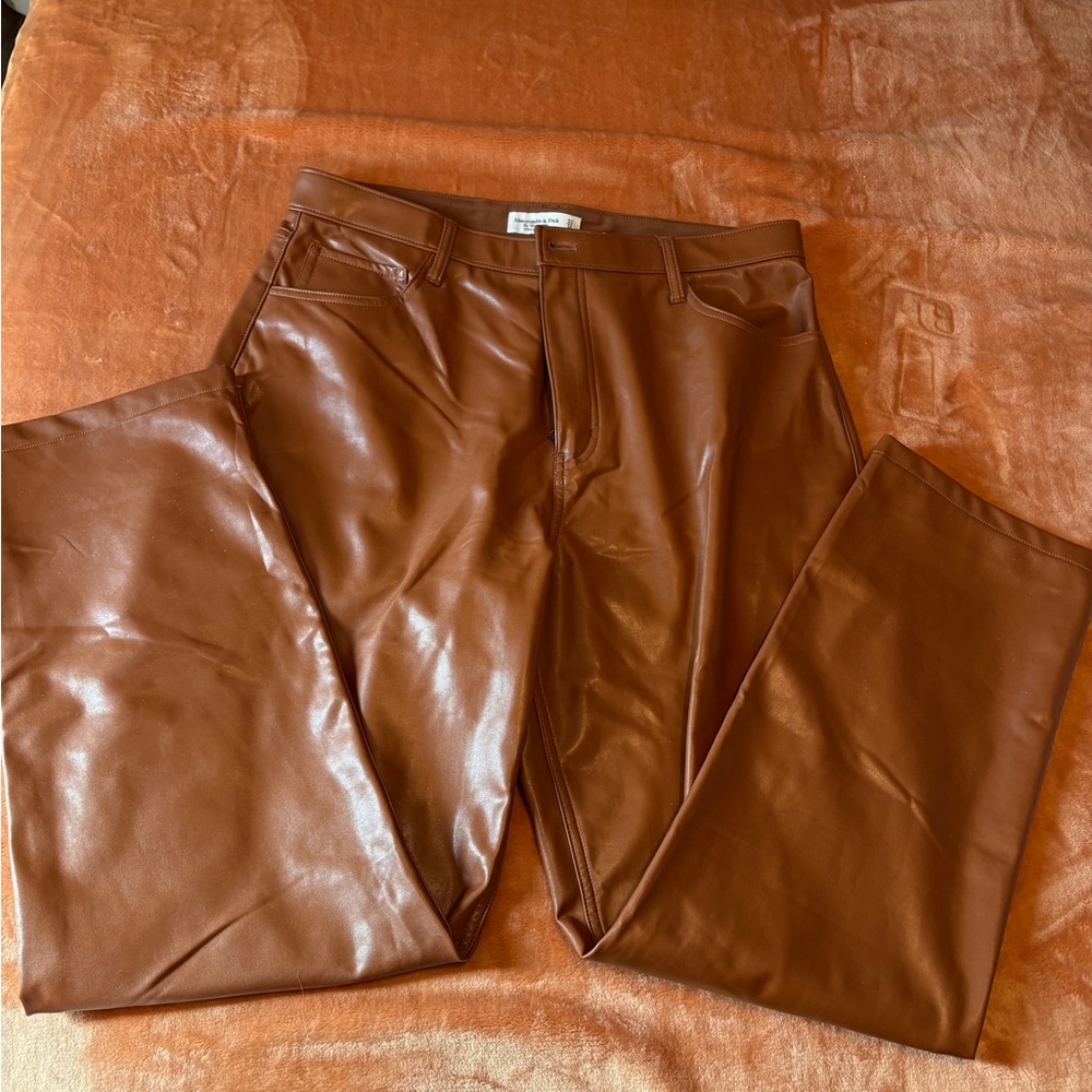 Abercrombie & Fitch Vegan Leather pant